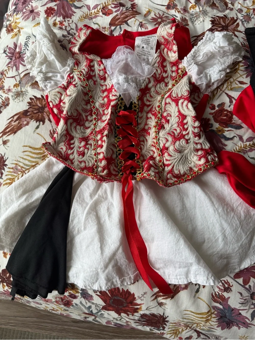Size small Swashbuckler Girls Pirate Costume - White, Red, Black